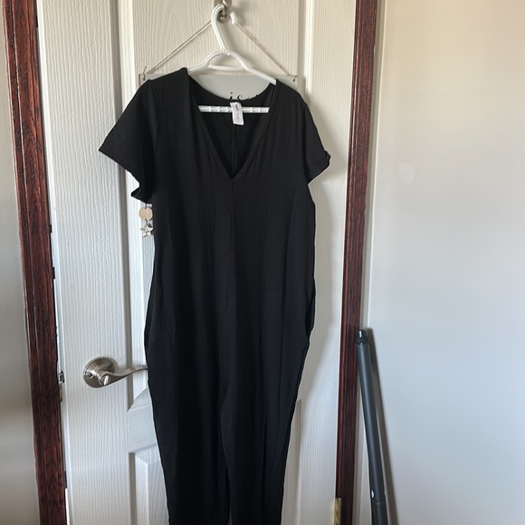 Smash and Tess Romper - Picture 6 of 9